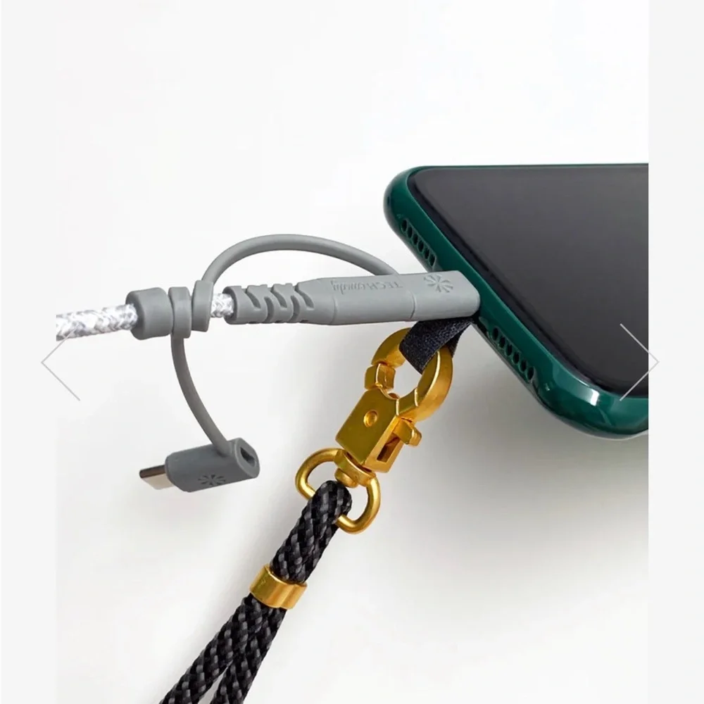 NWT- Universal Black Phone Lanyard